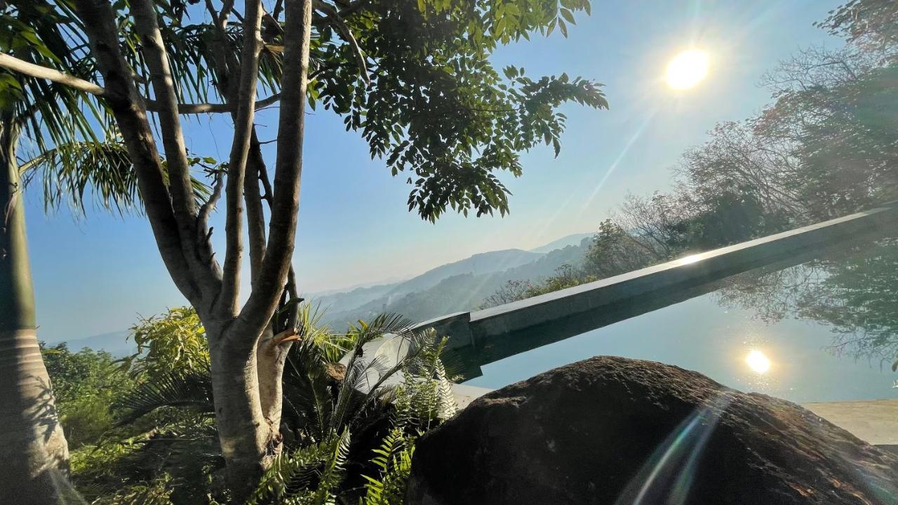 Antharyamin Otel Thiruvananthapuram Dış mekan fotoğraf