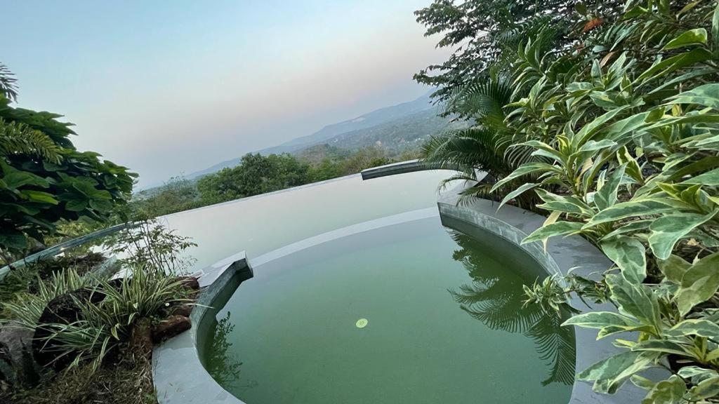 Antharyamin Otel Thiruvananthapuram Dış mekan fotoğraf