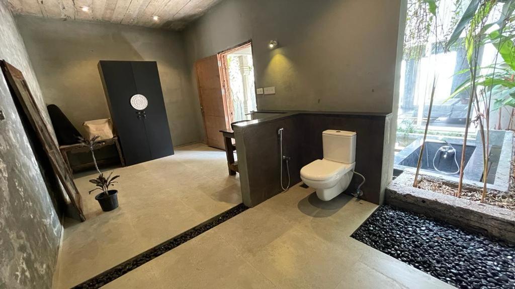 Antharyamin Otel Thiruvananthapuram Dış mekan fotoğraf