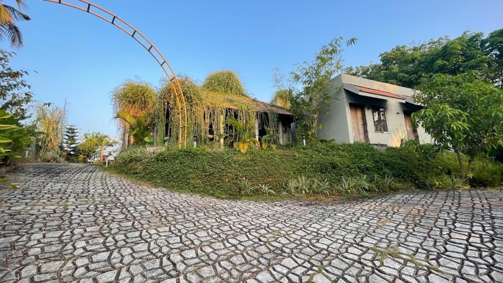 Antharyamin Otel Thiruvananthapuram Dış mekan fotoğraf