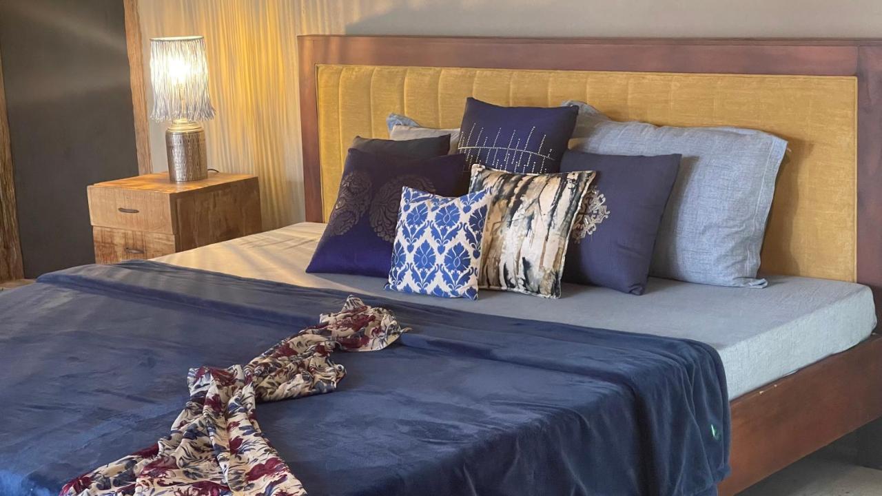 Antharyamin Otel Thiruvananthapuram Dış mekan fotoğraf