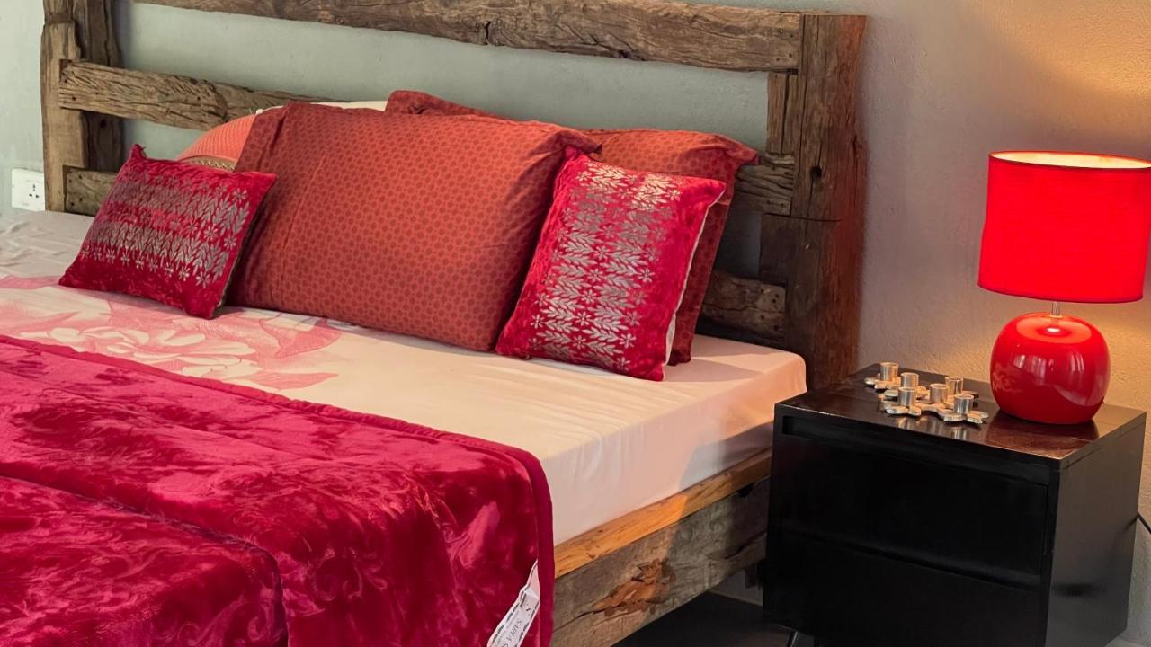 Antharyamin Otel Thiruvananthapuram Dış mekan fotoğraf